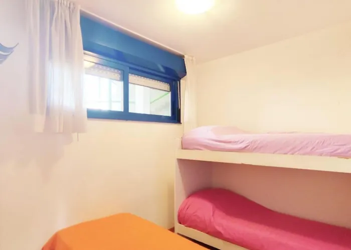 アパート With Terrace