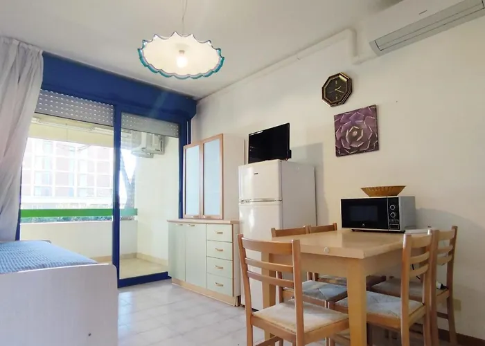 아파트 With Terrace *