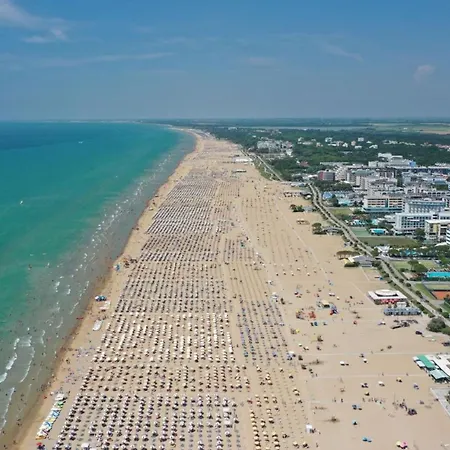 With Terrace * Bibione